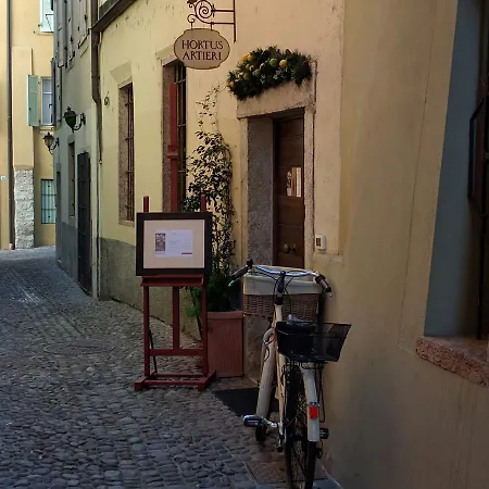 And Al Duomo Couette-café 2*